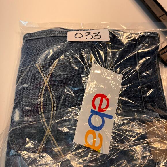 Abercrombie & Fitch Cotton Distressed Denim Shorts Size 10 - Picture 8 of 8